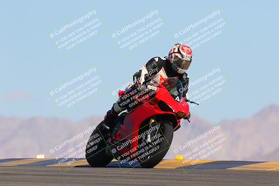 media/Oct-01-2023-SoCal Trackdays (Sun) [[4c570cc352]]/Turn 9 Set 2 (10am)/